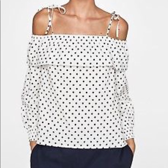 Zara Off The Shoulder Top - Picture 2 of 4